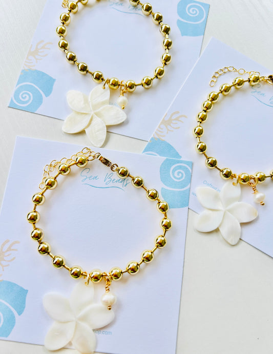 PLUMERIA BALL BRACELET